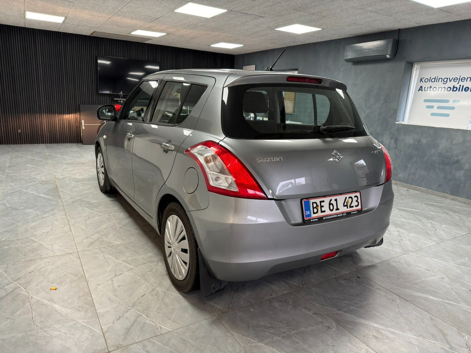 undefined Suzuki Swift fra 2015