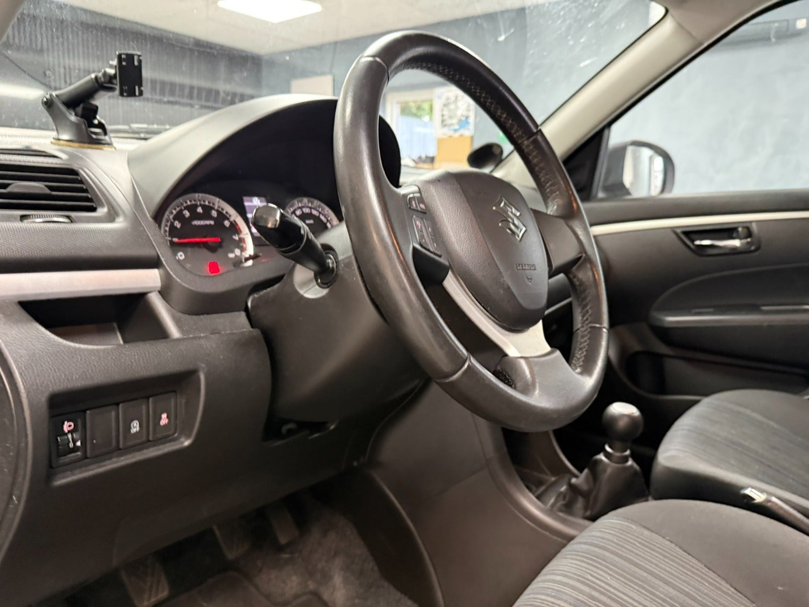 undefined Suzuki Swift fra 2015