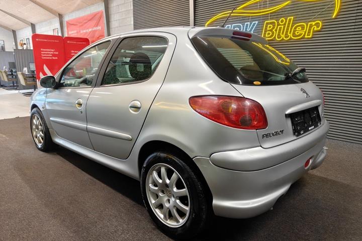 undefined Peugeot 206 fra 2007