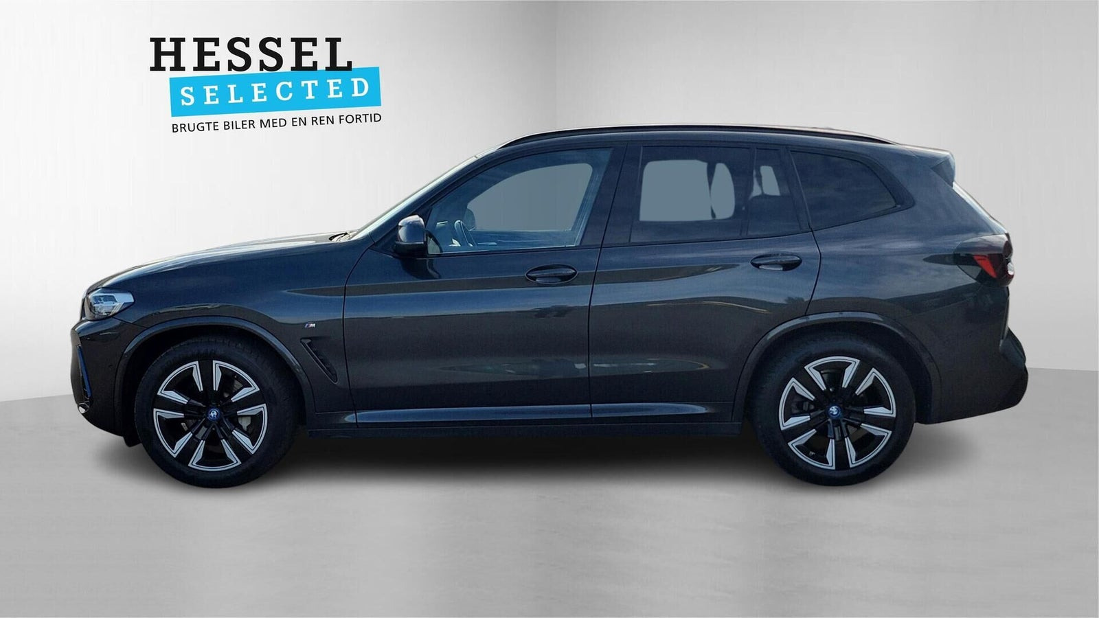 Grå BMW iX3 fra 2023