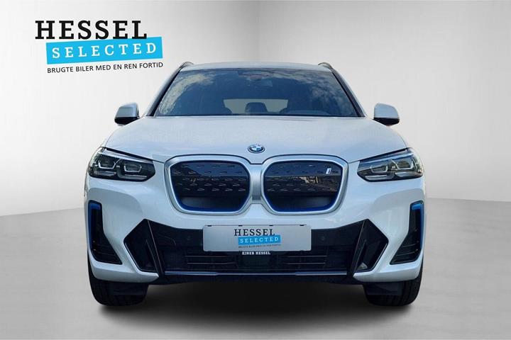 Hvid BMW iX3 fra 2022
