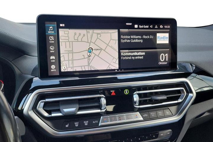 Hvid BMW iX3 fra 2022