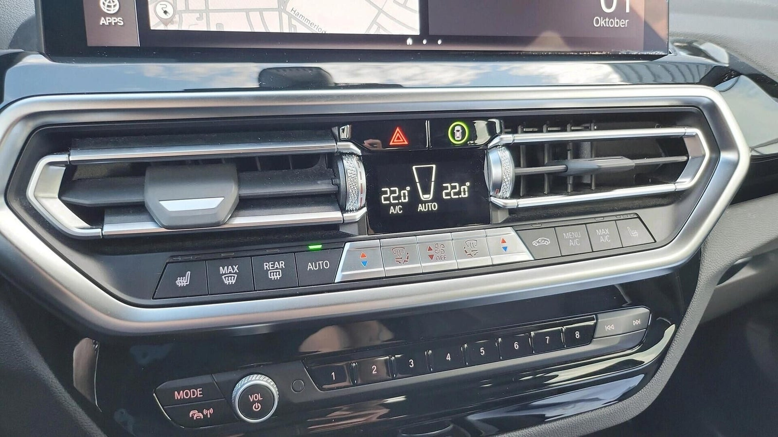 Hvid BMW iX3 fra 2022
