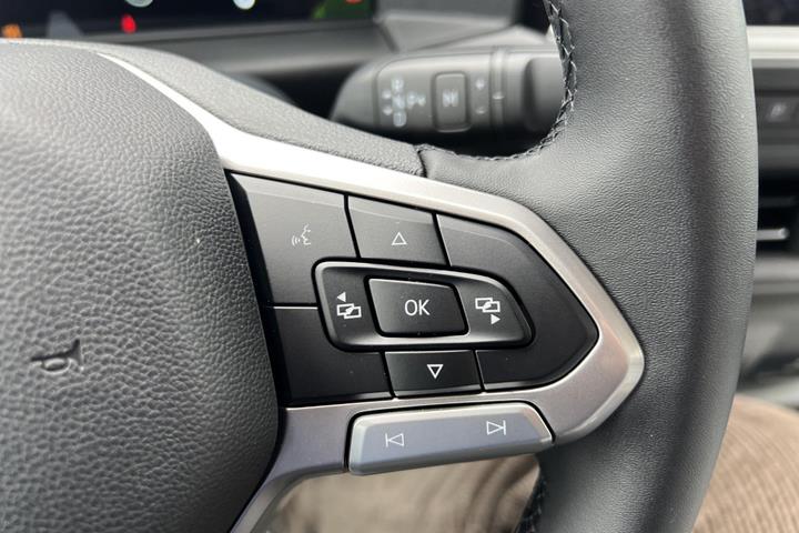 Hvid VW Transporter fra 2026