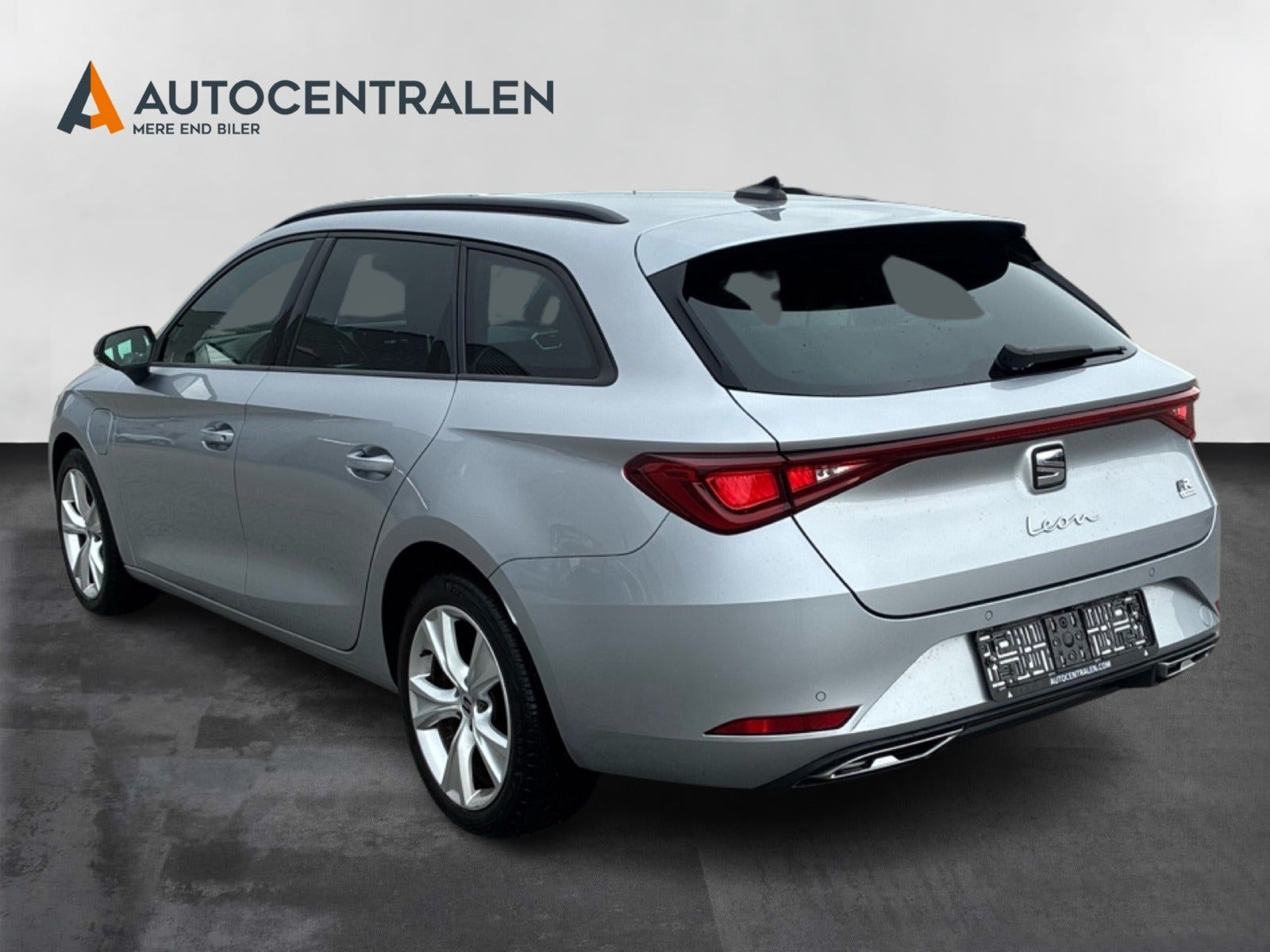 Sølv Seat Leon fra 2022
