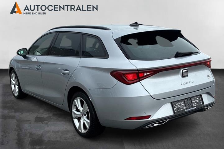 Sølv Seat Leon fra 2022