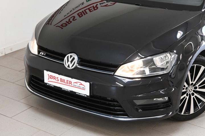 Sort VW Golf VII fra 2016