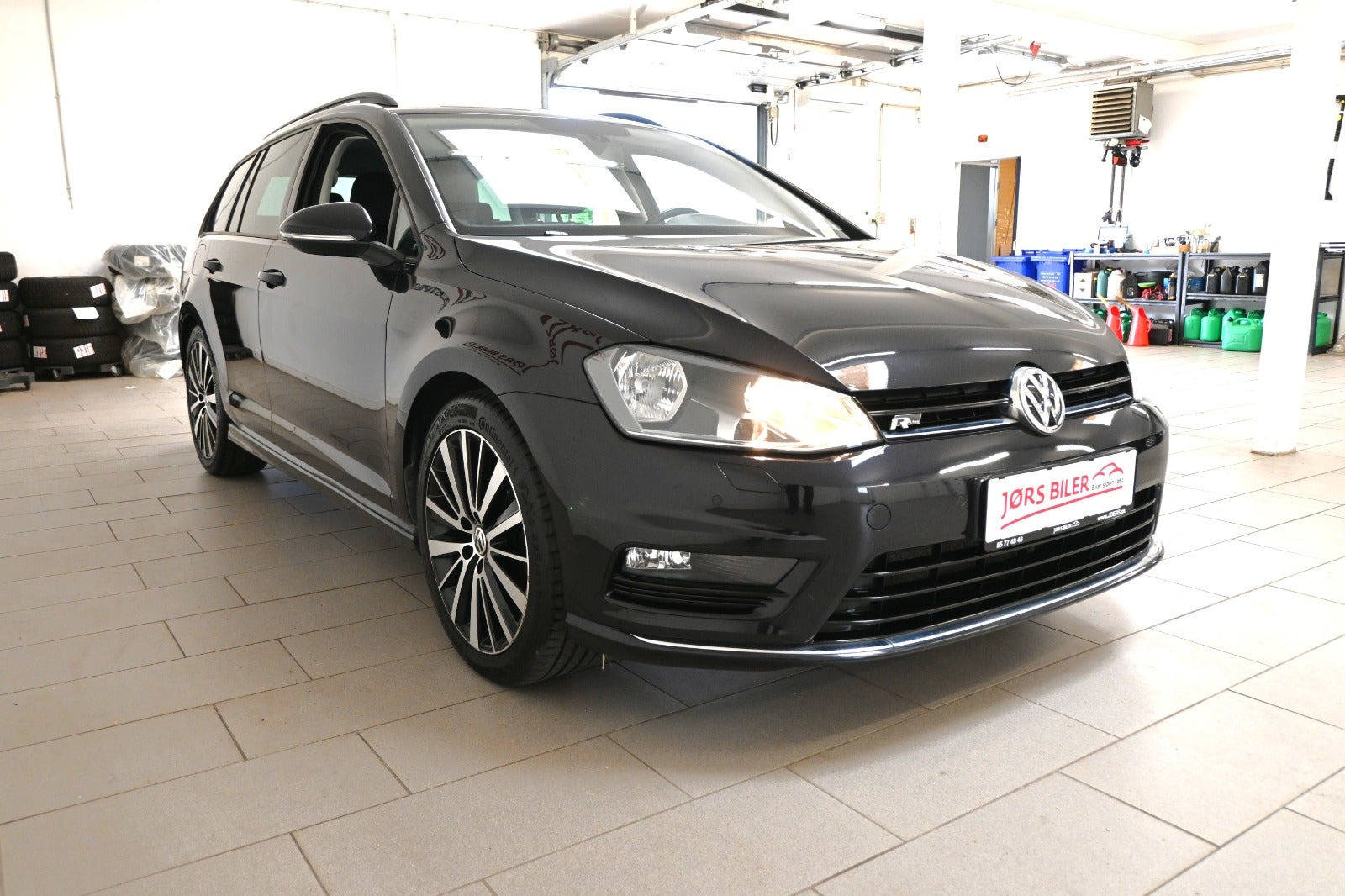 Sort VW Golf VII fra 2016