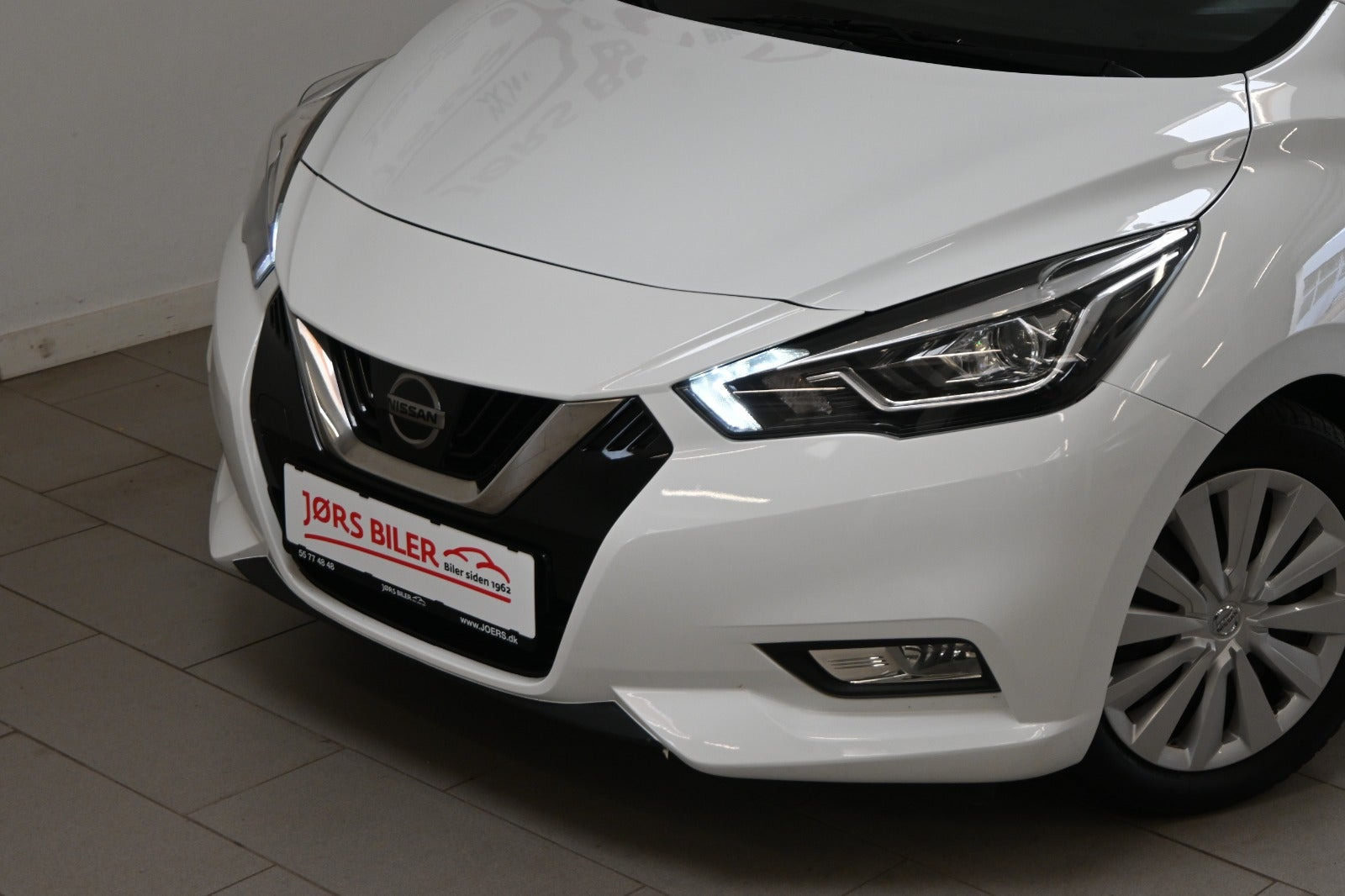 Hvid Nissan Micra fra 2017
