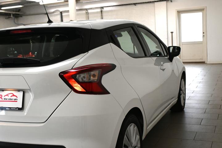 Hvid Nissan Micra fra 2017