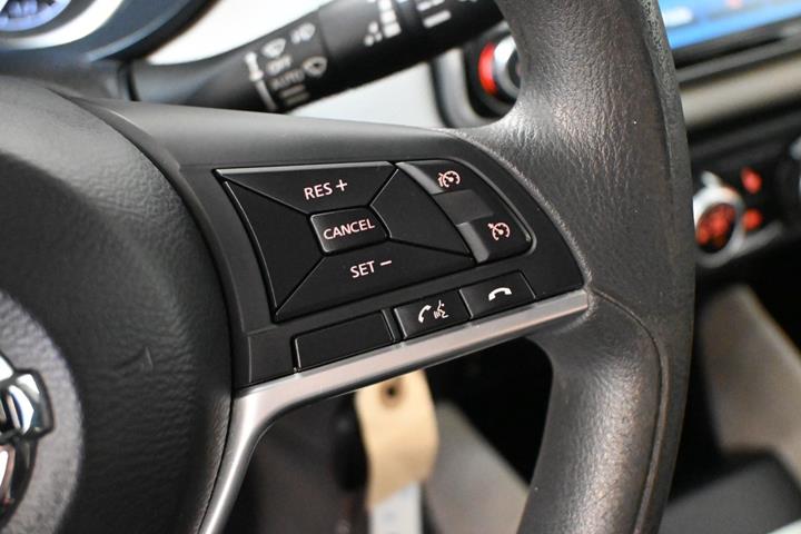 Hvid Nissan Micra fra 2017