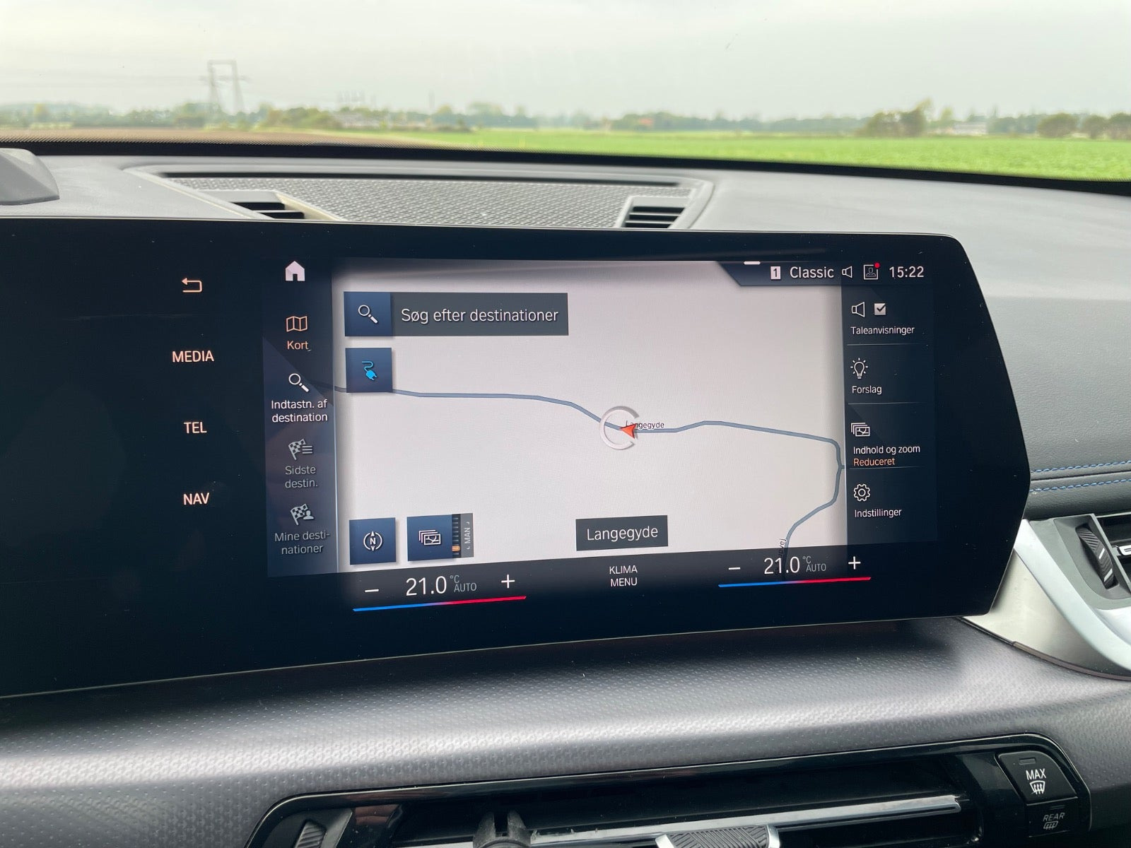 Hvid BMW iX1 fra 2023