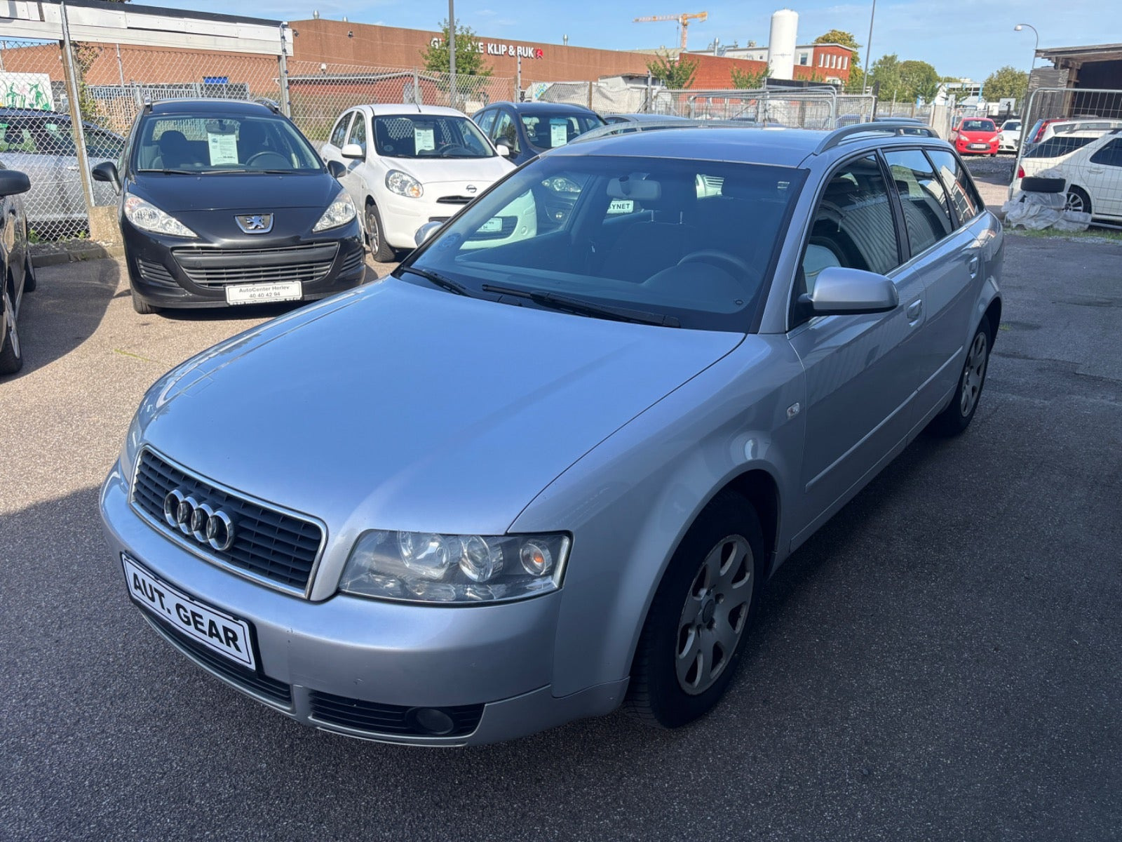 Sølv Audi A4 fra 2005