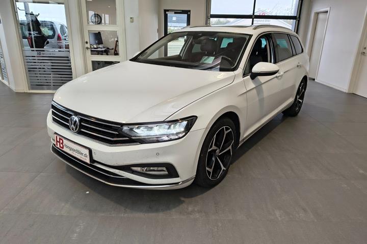 Hvid VW Passat fra 2020