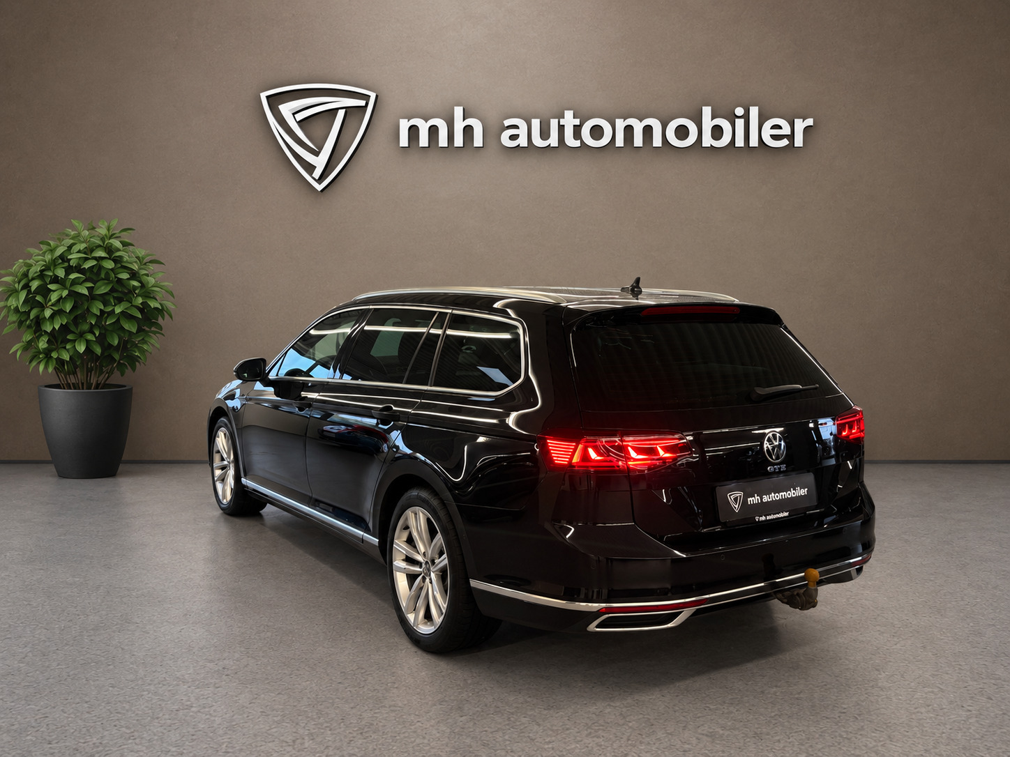 Sort VW Passat fra 2021