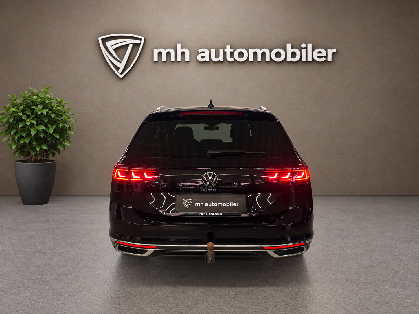Sort VW Passat fra 2021