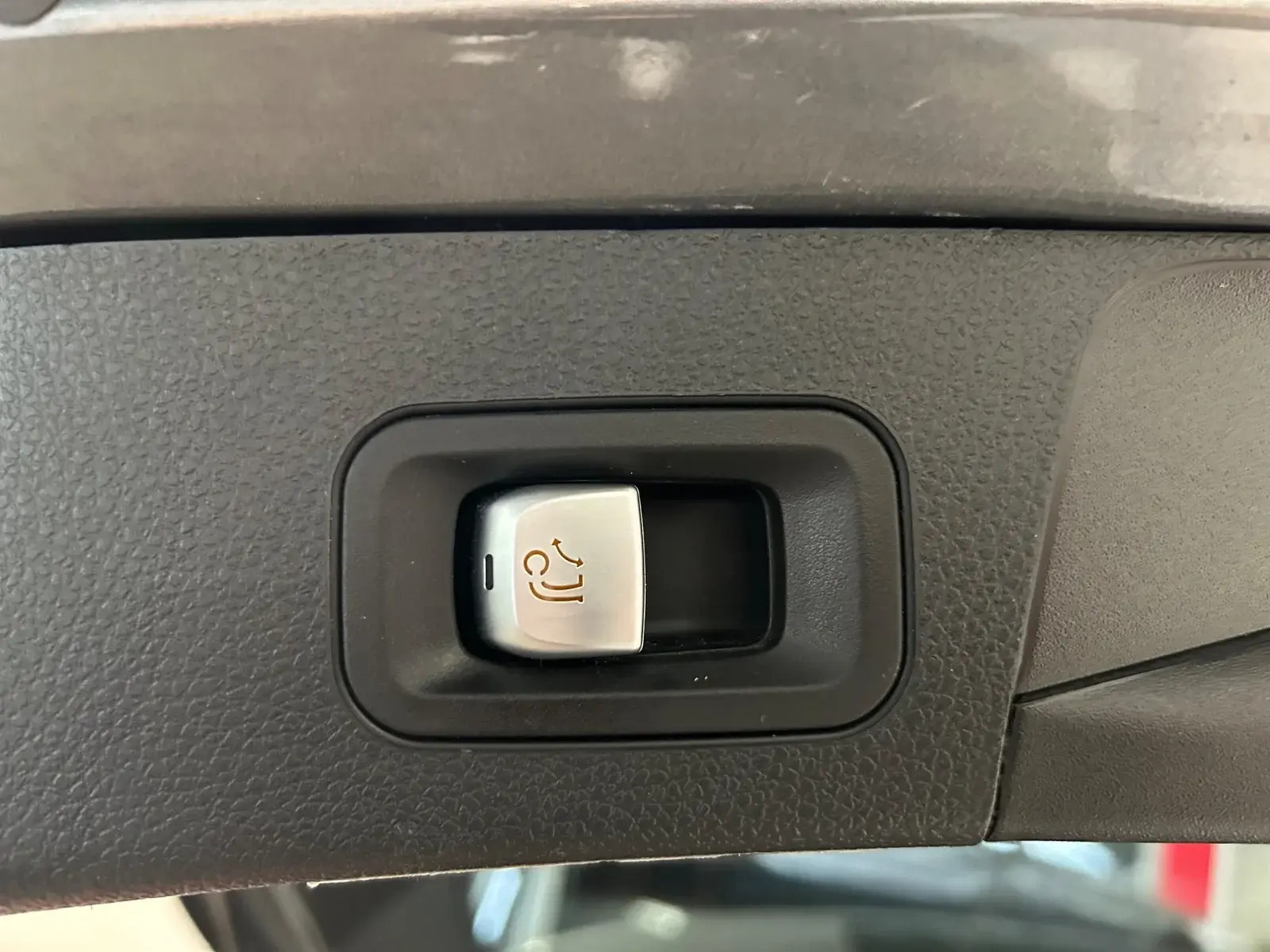 Sort Mercedes C220 d fra 2018