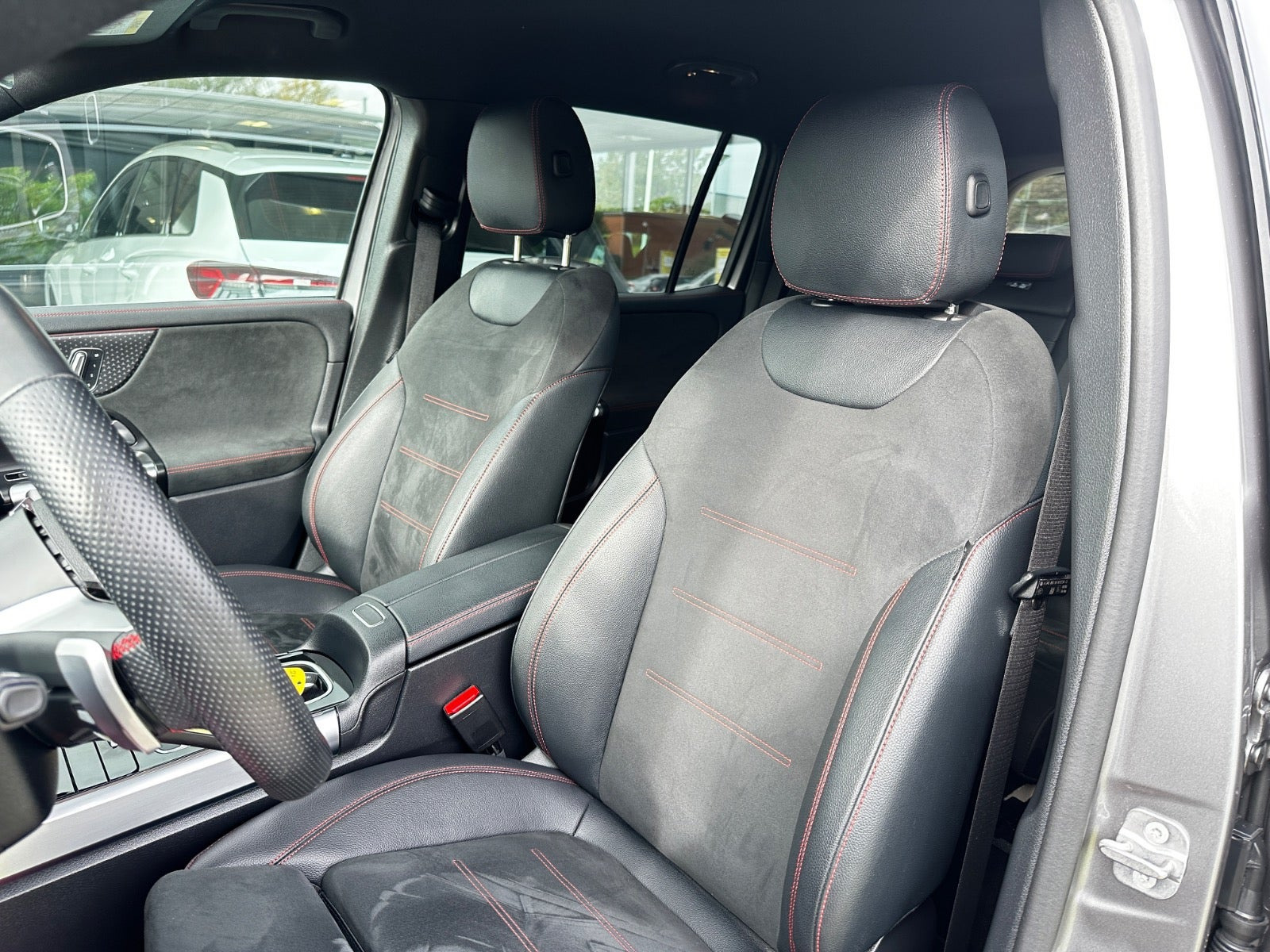 undefined Mercedes EQB250+ fra 2024