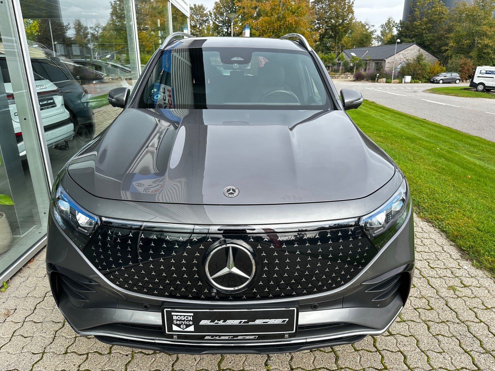 undefined Mercedes EQB250+ fra 2024