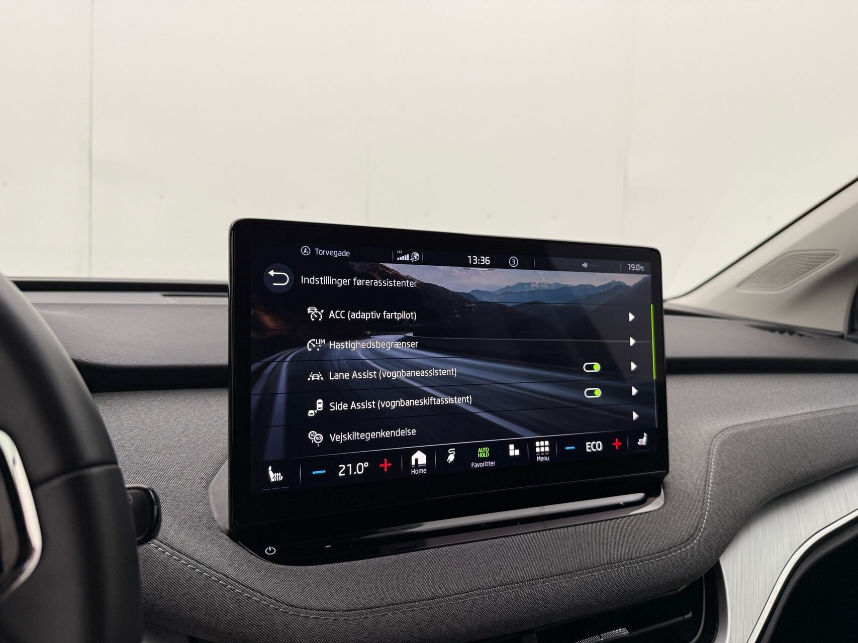 Sort Skoda Enyaq fra 2022