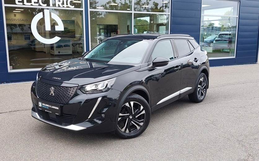 Peugeot 2008 1,2 PureTech Sportium 130HK 5d