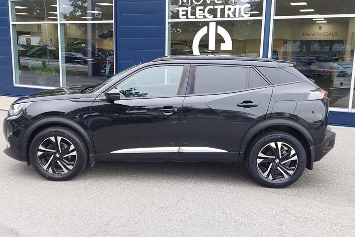 Sort Peugeot 2008 fra 2021