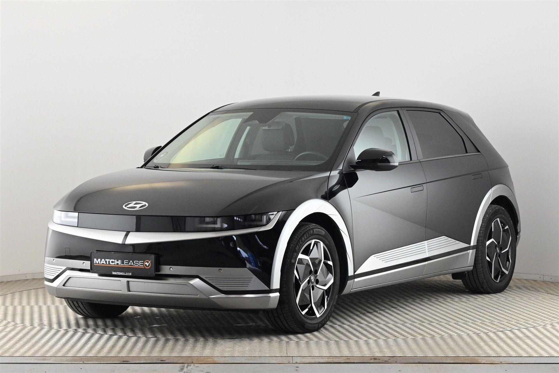 Sort Hyundai Ioniq 5 fra 2023