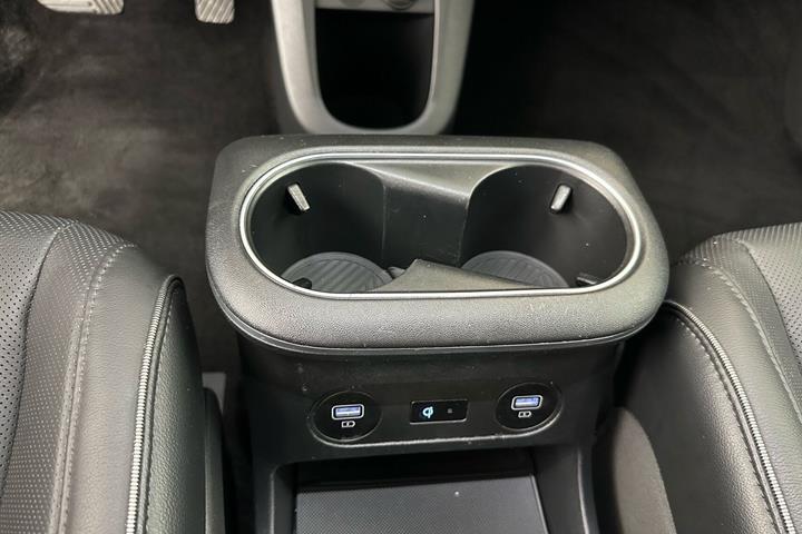 Sort Hyundai Ioniq 5 fra 2023
