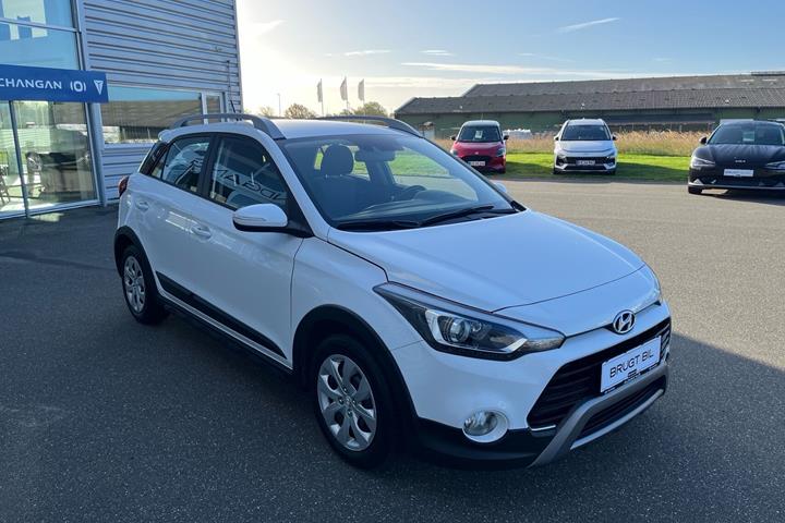 Hvid Hyundai i20 fra 2018