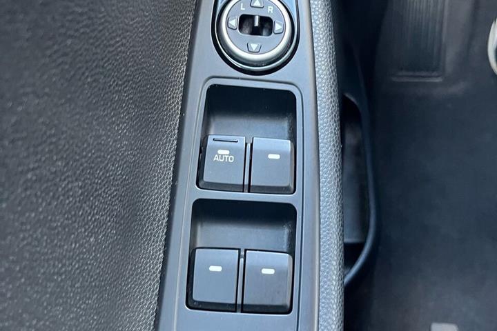 Hvid Hyundai i20 fra 2018