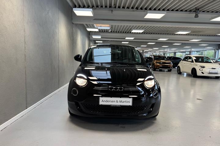 Sort Fiat 500e fra 2023