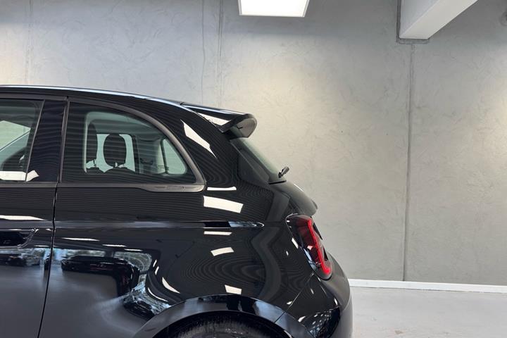 Sort Fiat 500e fra 2023