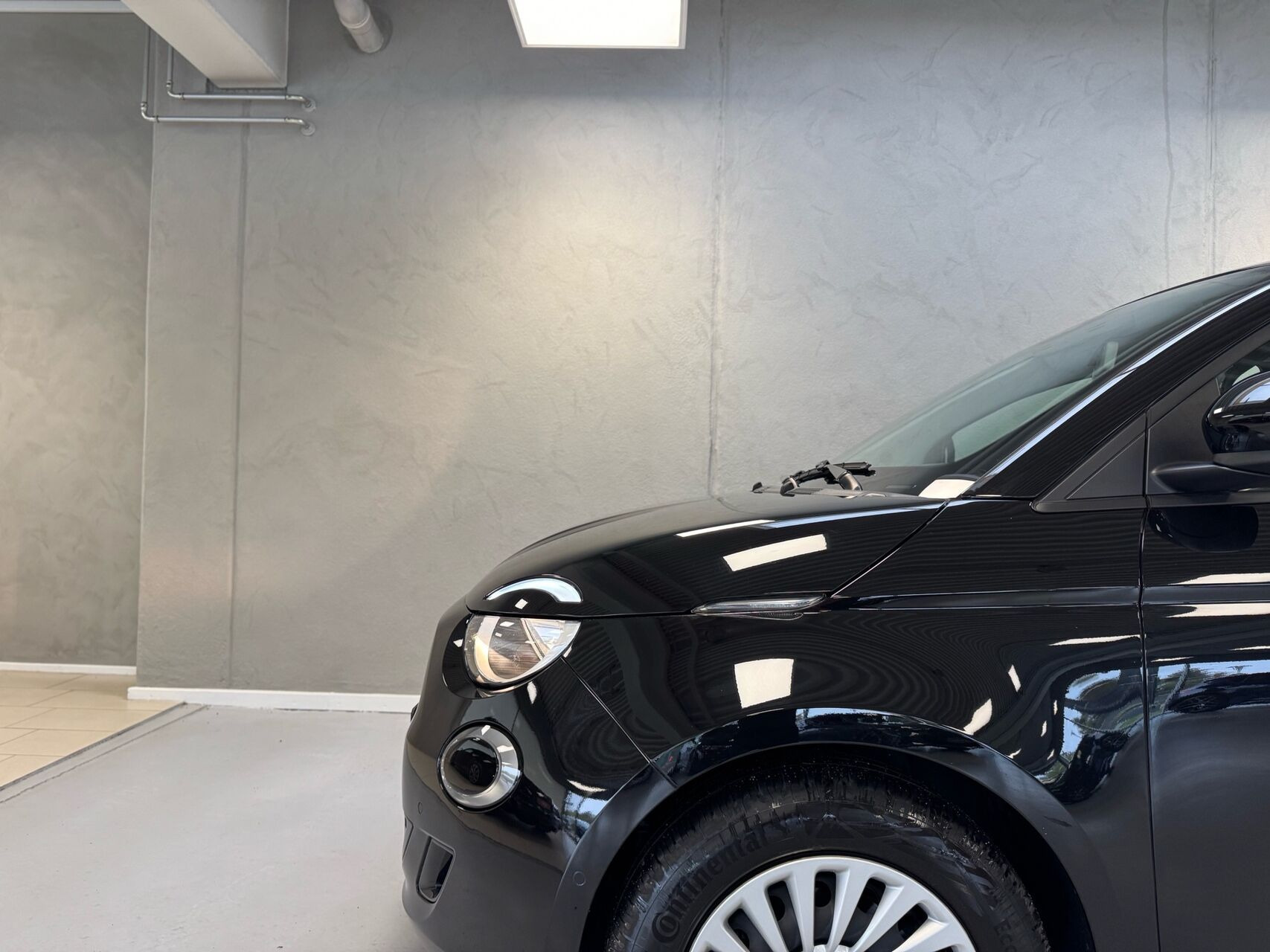 Sort Fiat 500e fra 2023