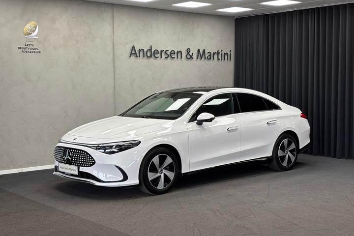 Hvid Mercedes CLA250+ fra 2026