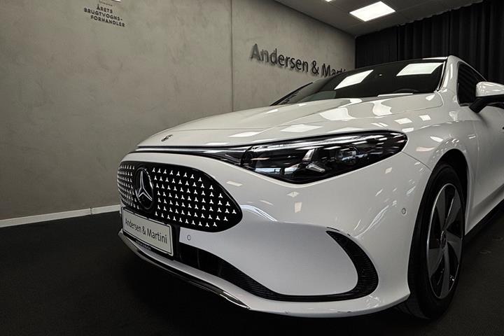 Hvid Mercedes CLA250+ fra 2026