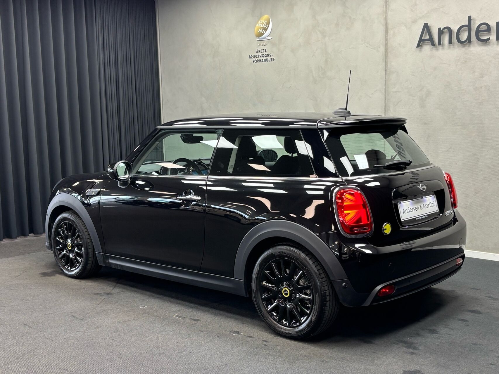 Sort Mini Cooper fra 2021