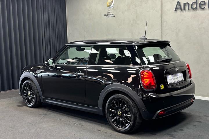 Sort Mini Cooper fra 2021