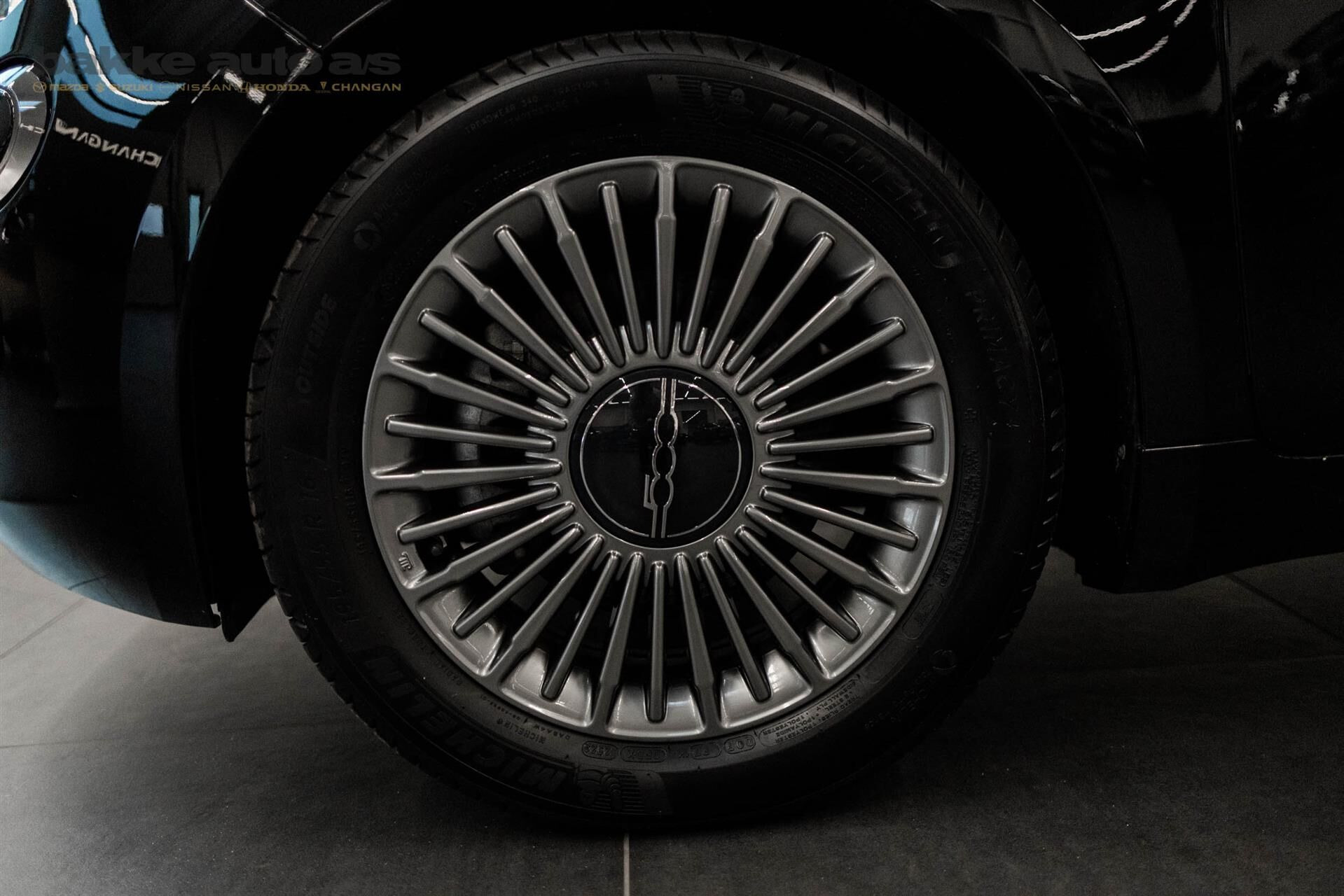 Sort Fiat 500e fra 2022