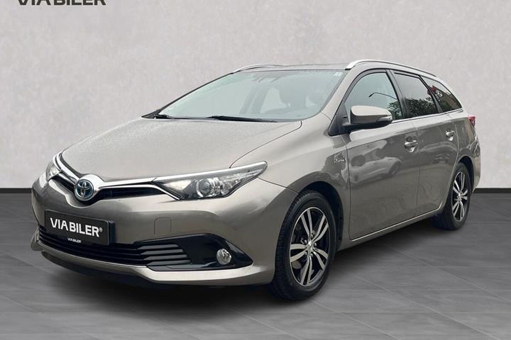 Sølv Toyota Auris fra 2016