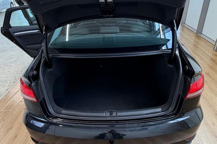 Sort Audi A3 fra 2017