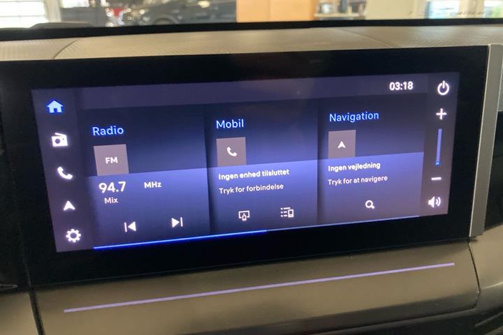 Sølv Opel Frontera fra 2025