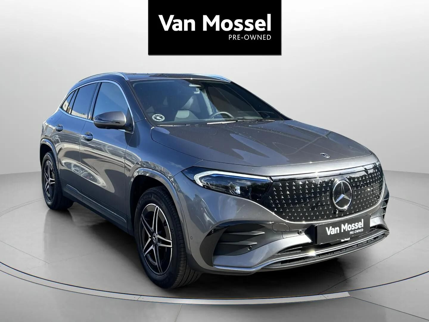 Grå Mercedes EQA250+ fra 2026