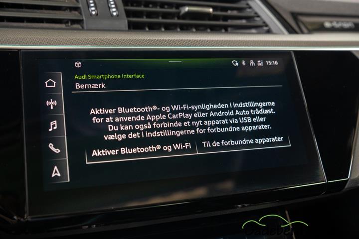 Grå Audi e-tron fra 2022