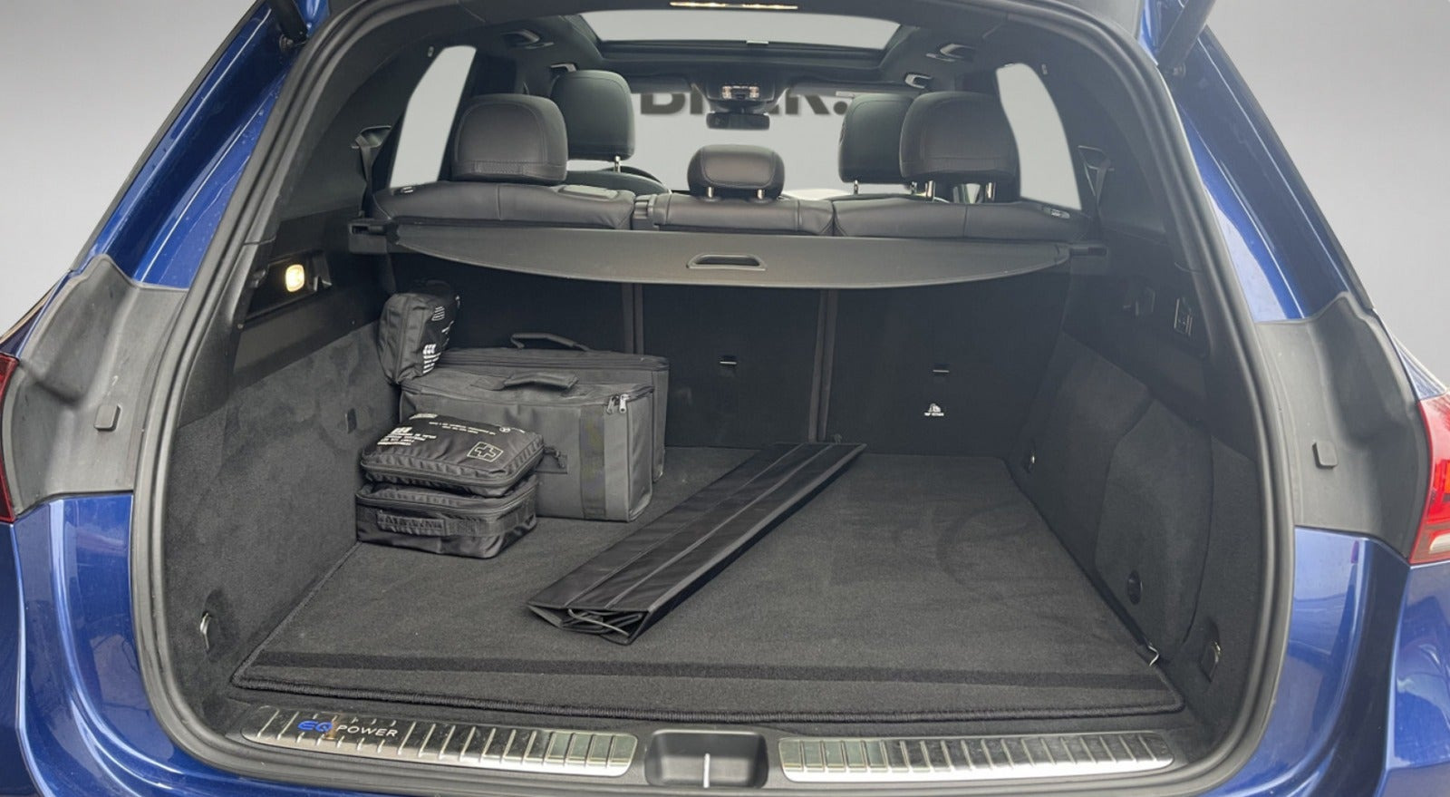 Blå Mercedes GLE350 de fra 2020
