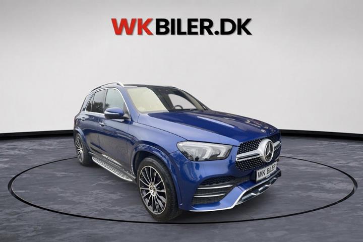 Blå Mercedes GLE350 de fra 2020