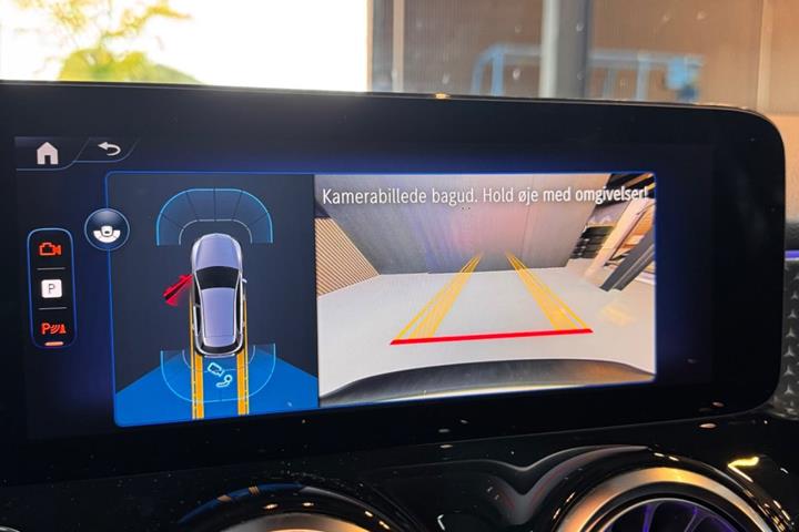 Hvid Mercedes EQB250+ fra 2025