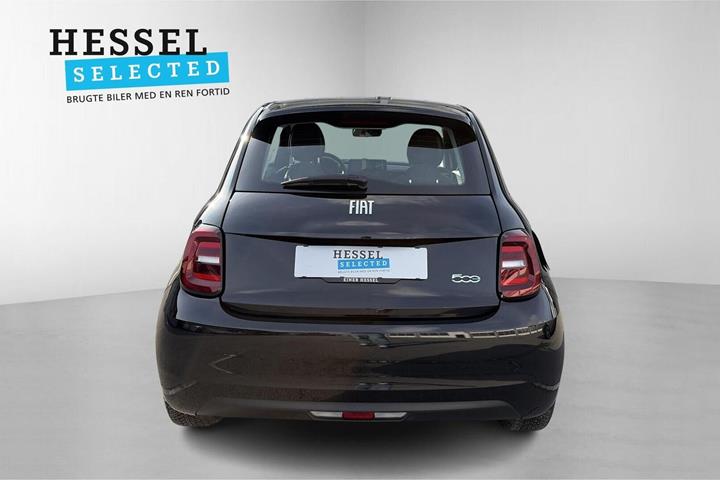 Sort Fiat 500e fra 2023