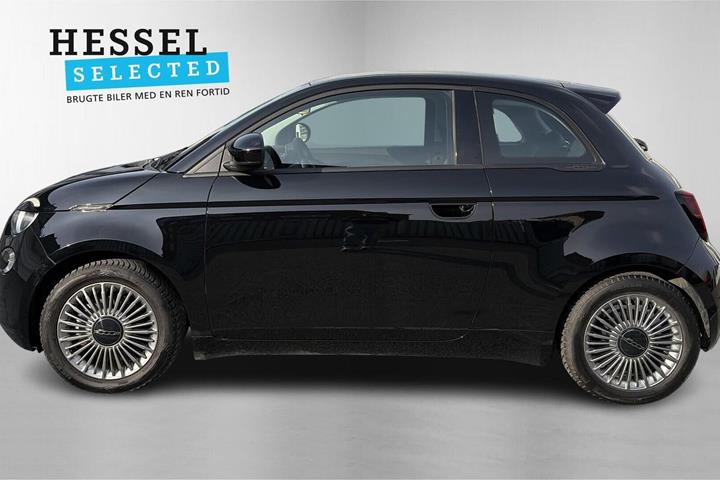 Sort Fiat 500e fra 2023