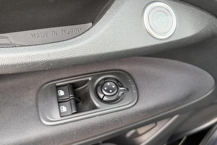 Sort Fiat 500e fra 2023