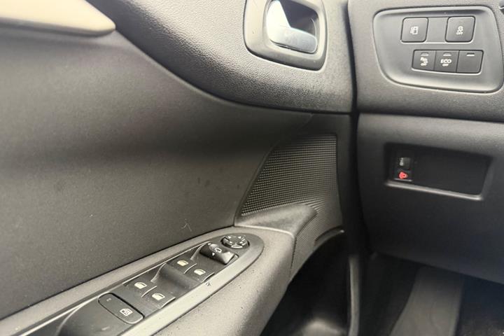 Grøn Citroën C4 fra 2018